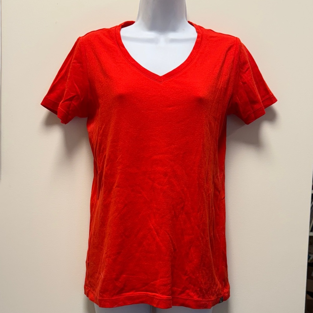 Eddie Bauer Bright Red V-Neck Short Sleeve Tee M